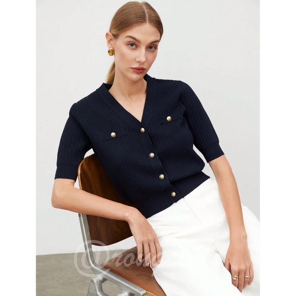 Navy Blue V-neck Knit Short Sleeve Cardigan Shirt Button Up - Picture 2 of 8